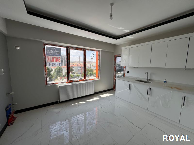 ARAKAT TAM 2+1 ULTRA LÜKS MUHTEŞEM 1 DAİRE 108 M²